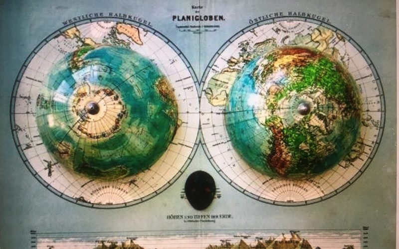 Nives Widauer Earth Boobs für #diepodcastin Isabel Rohner und Regula Staempfli im feministischen Wochenrückblick.